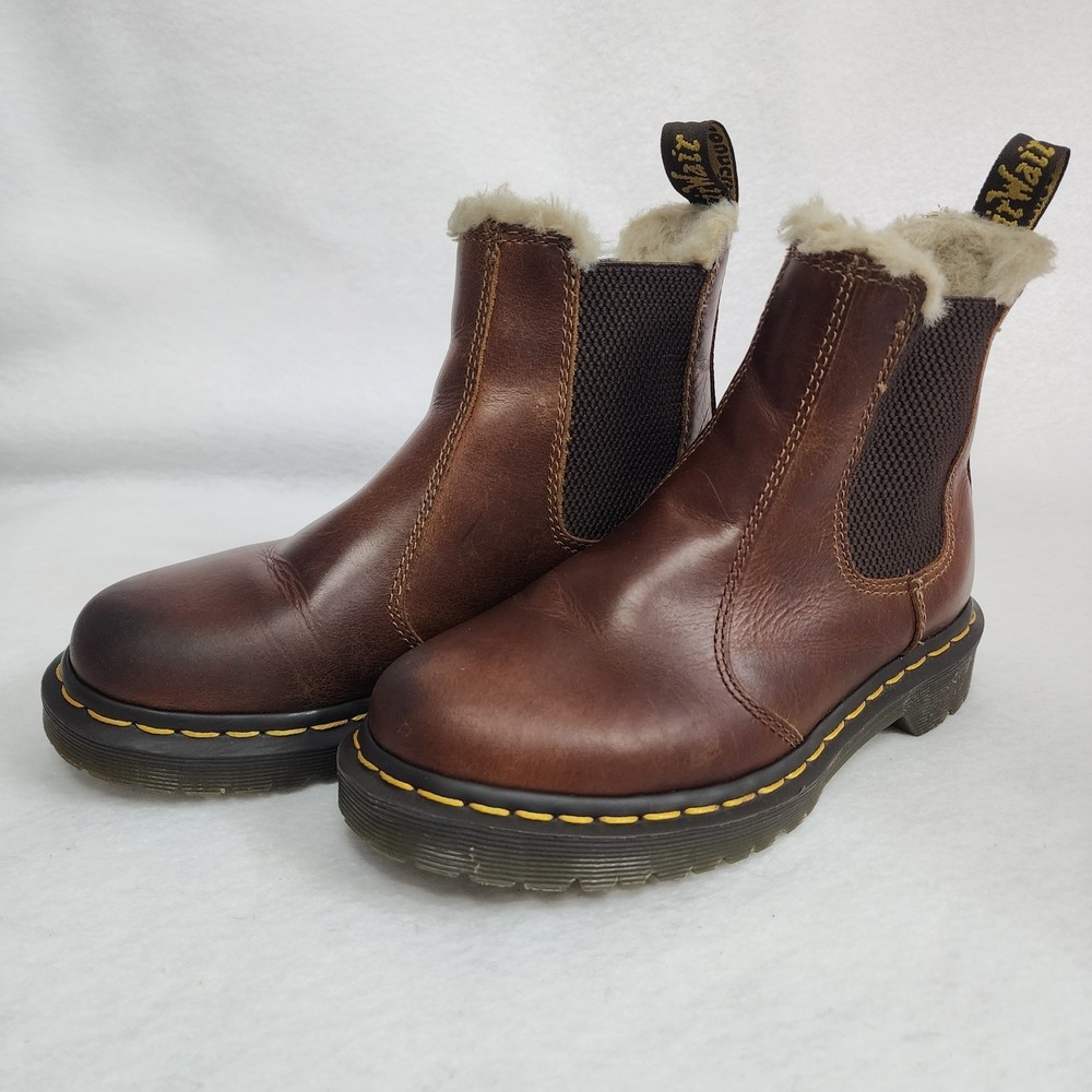 Dr. Martens 2976 Leonore Womens 6 Chelsea Boot Butterscotch Leather Faux Fur
